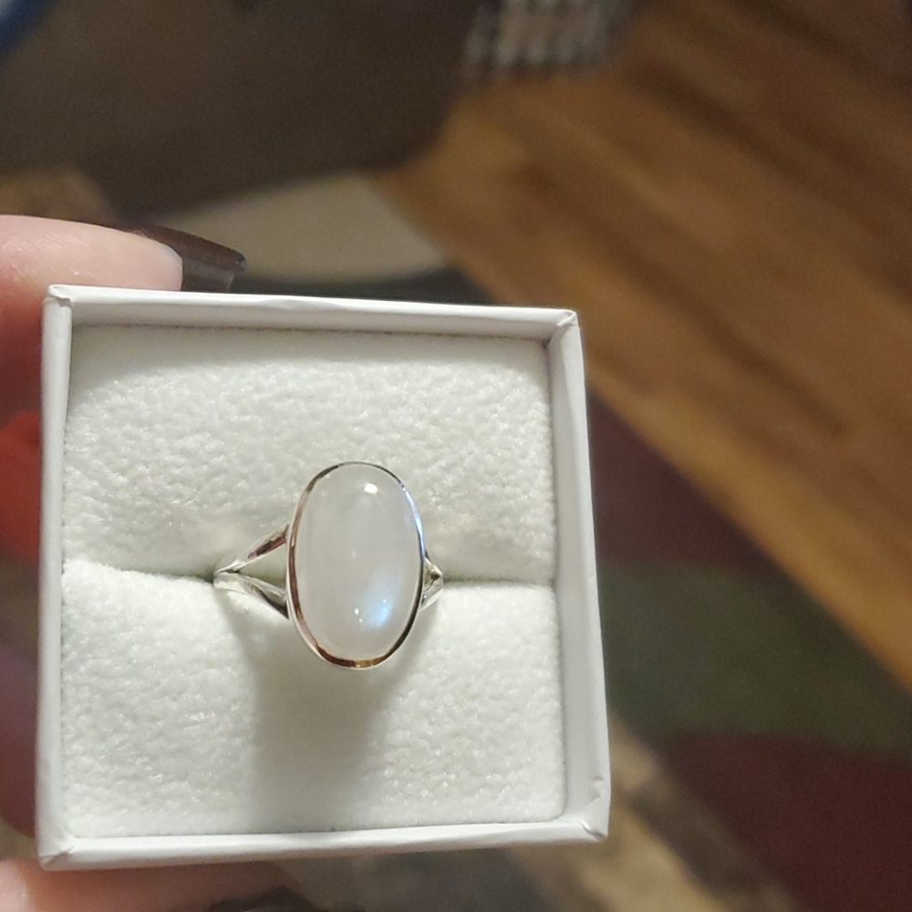 Moon stone - Picture 3 of 4